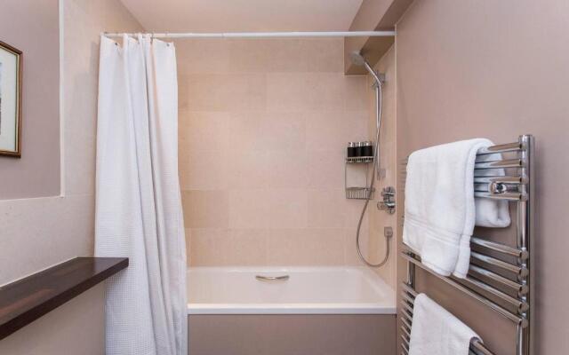 Stylish 2 Bed in Central London, sleeps 6