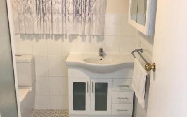 Adelaide Holiday Apartment