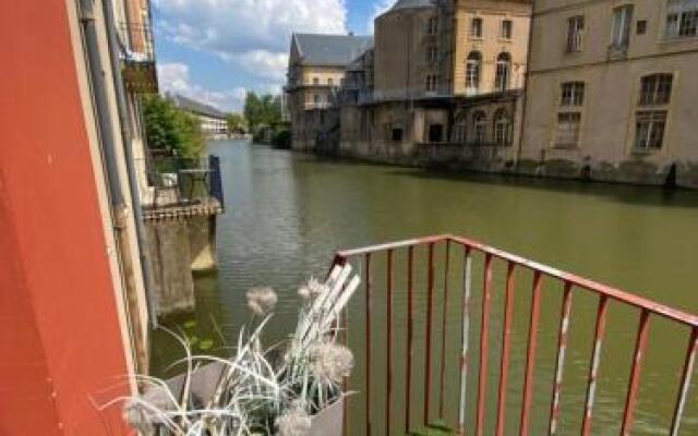 Studio Comme A Venise au bord de l'eau