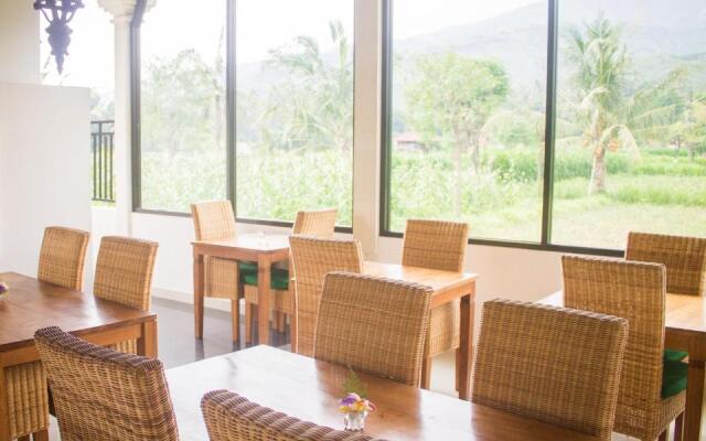 dSawah Amed Homestay & Warung