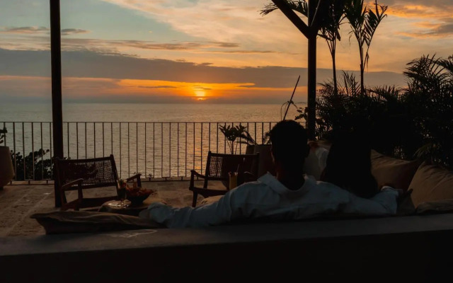 Makani Luxury Wanderlust