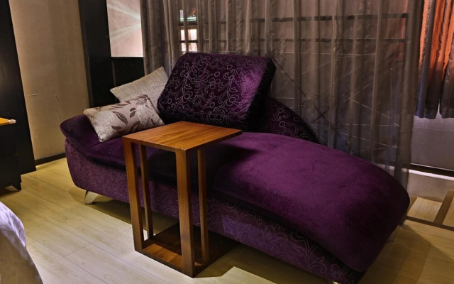 Prague Spring Boutique Motel