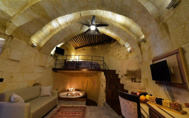 Sunak Cave Hotel