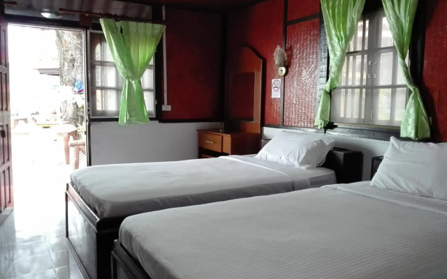 Haadrin Resort