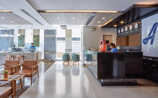 Adelphi Suites Bangkok