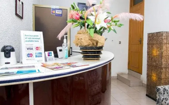 Palisades Guest House