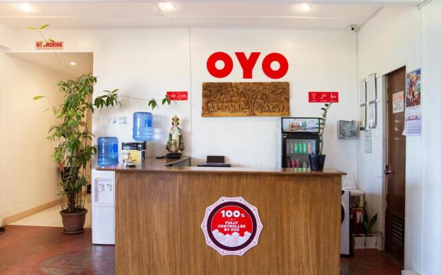 OYO 150 Davao Airport View Hotel Vaccinated Staff