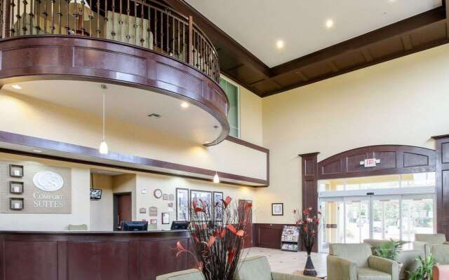 Comfort Suites