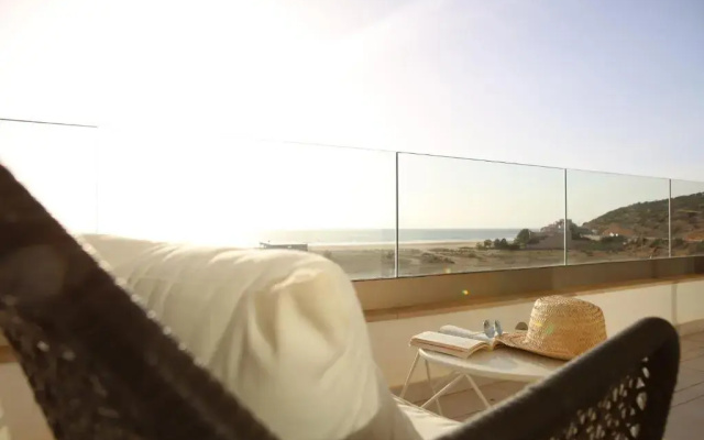 Ymy Beach House