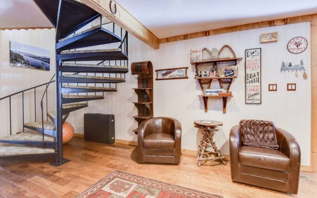 Brockway Shores Charmer