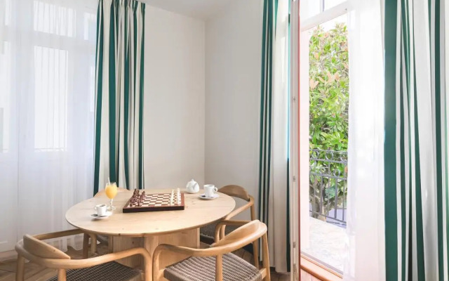 MADISON Saint Jean de Luz - Handwritten Collection