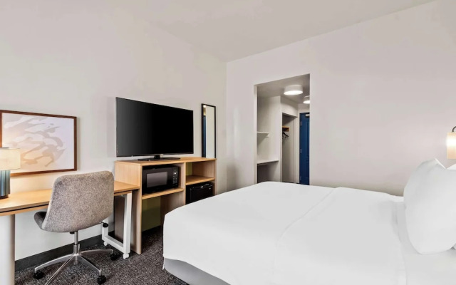 Spark by Hilton Phoenix East Mesa