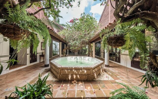 Mesmerizing 5 BR Villa at Casa de Campo