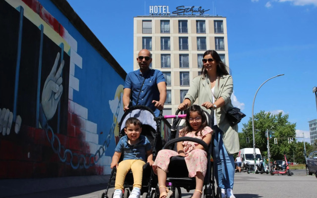 Schulz Hotel Berlin Wall at the East Side Gallery