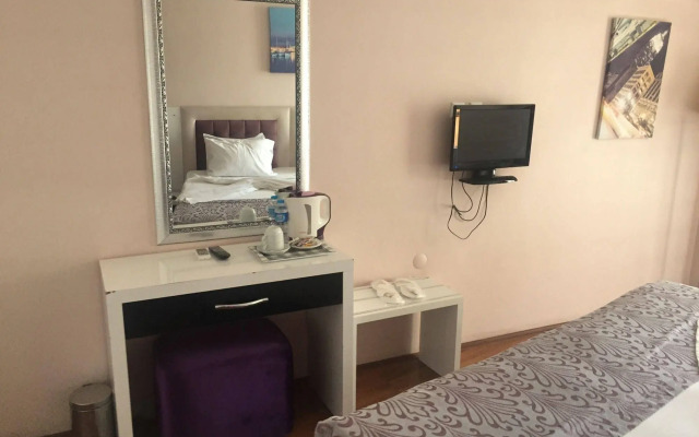 SRF Hotel