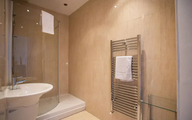 Spacious 5 Bed House Newcastle Gateshead