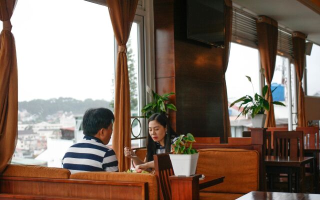 Marguerite Hotel