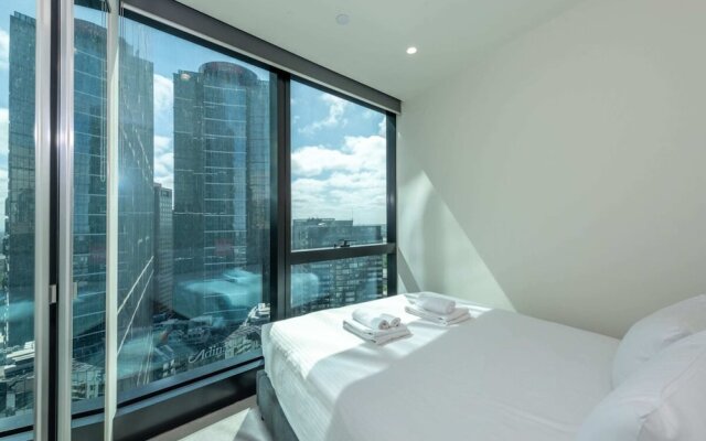 City Views Retreat: 31st Floor 2BR Near Cbd!