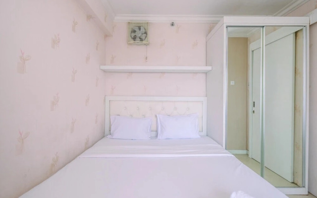 Comfort And Homey 2Br At Bassura City Apartment