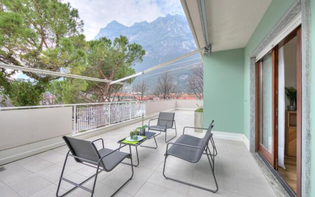 Balcone Sui Tigli Few Min From The Lake