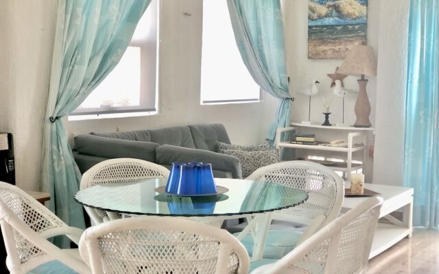 Sea View, Lovely Cozy Apartment