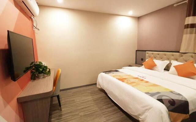Shell Hotel Shanghai Jinshan Wanda Plaza
