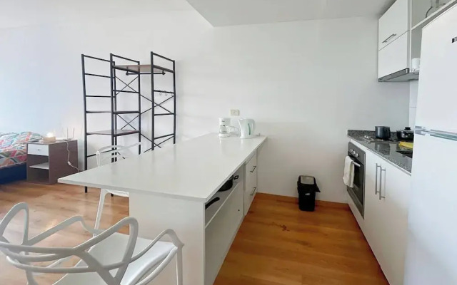 Spacious Studio in San Telmo With Balcony, Gym & Pool