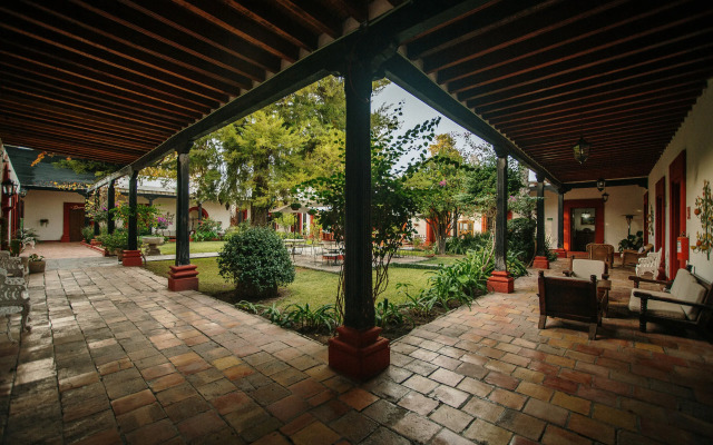 Hotel Hostal El Farol