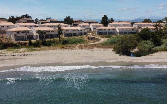 Residence Marina di Bravone - appartement 4 personnes Vue Mer RDC N28