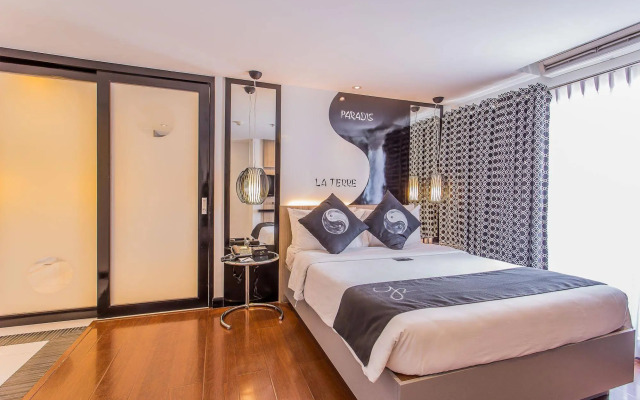 Y2 Residence Hotel