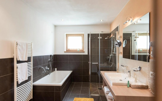 Alpine Hotel Ciasa Lara