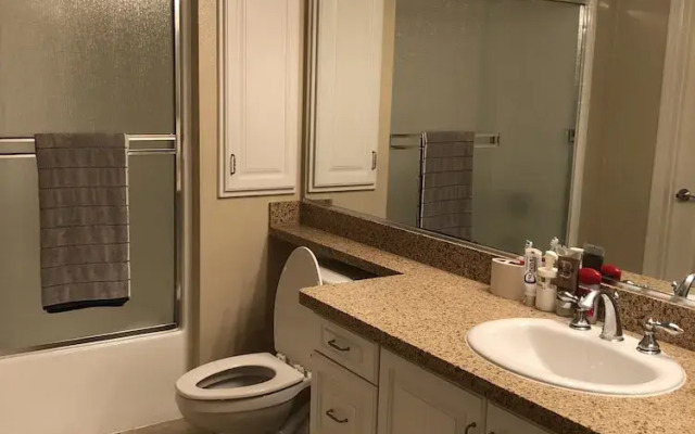 Resort Style Luxury 2BD Suite in Irvine's Spectrum Center