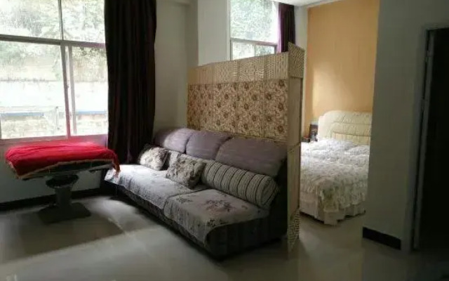 Yajing Theme Hotel