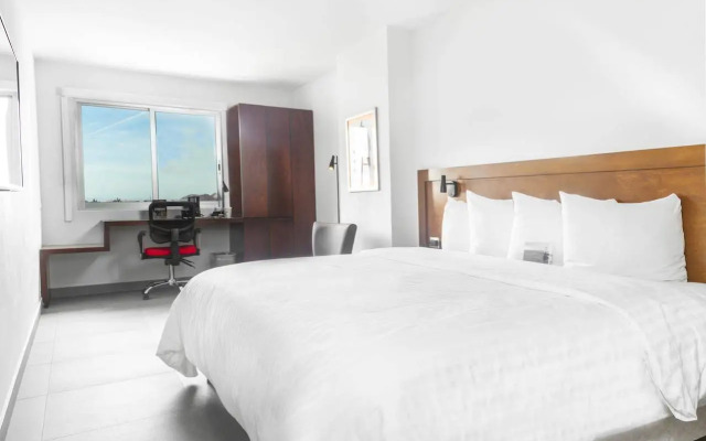 Park Inn by Radisson Mazatlán