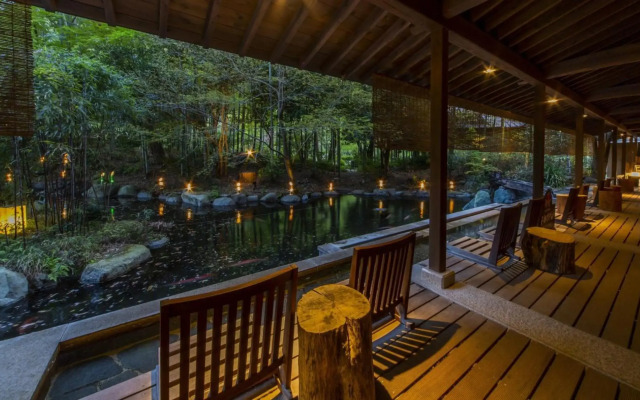 Shimobe Hotel