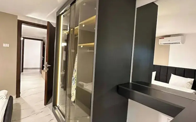 Stylish Luxe Apartment Fr 0006