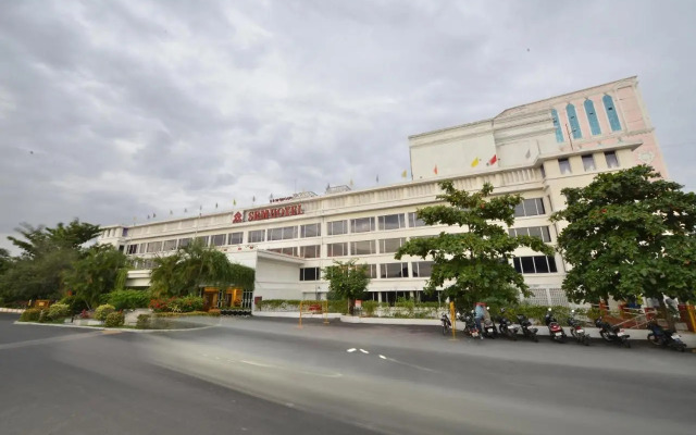 SRM Hotel Maraimalai Nagar