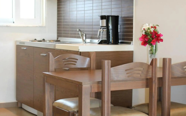 Sea Melody Beach Hotel & Apartments