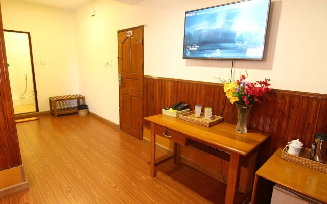 Shwe Htee Hotel Yangon