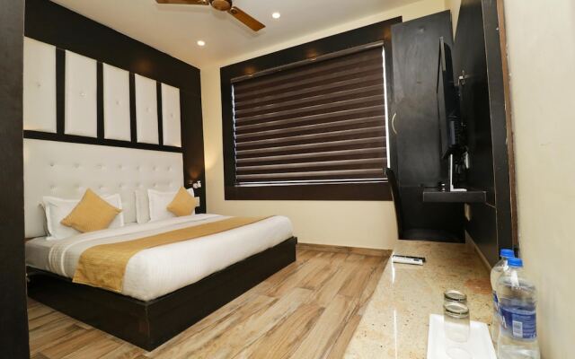 Hotel Mirage Residency