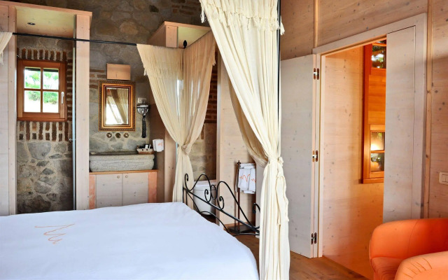 Valdonica Winery & Vineyard Residence