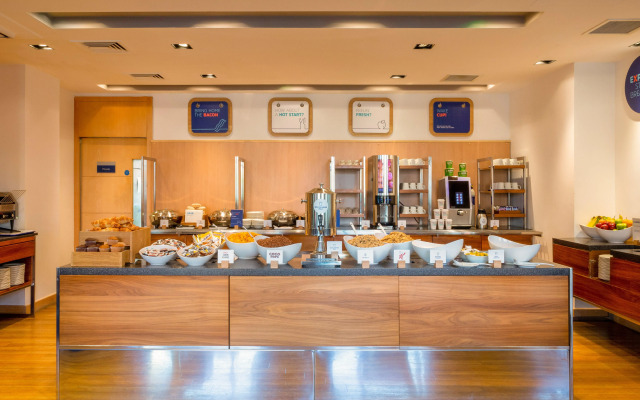 Holiday Inn Express Birmingham Redditch by IHG