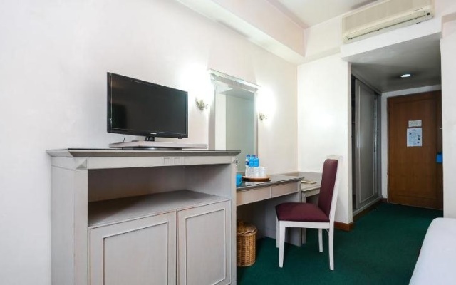 Royal Merdeka – Guest Rooms – Bandung