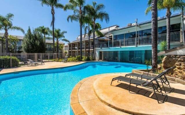 Resort Serviced Apartments - Mandurah