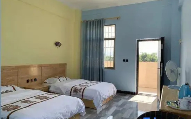 Ruili Zhuyunxuan Apartment