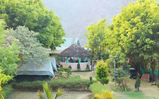 Corbett Hills Resort
