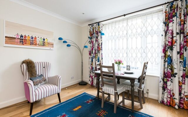 Cute 2BR Garden Flat in Pimlico
