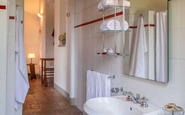 Montignana Apartments