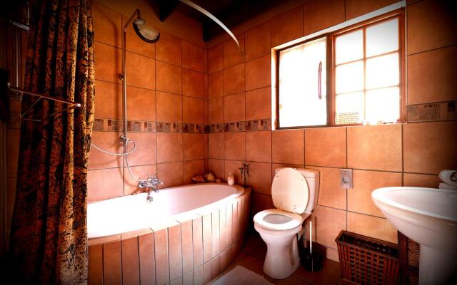 Lovely Holiday Home Bordering Kruger National Park