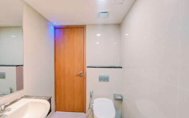 Big Studio Loft Apartment at The Reiz Condominium Medan By Travelio